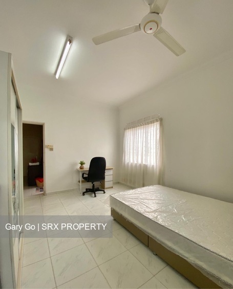 Jalan Pokok Serunai (D16), Semi-Detached #489611861